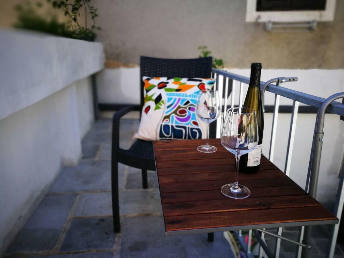 Cres Art Studio Lime Apartment Exterior photo